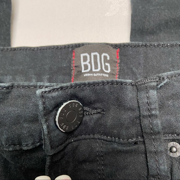 BDG Urban Outfitters Twig High-Rise Cropped Black denim size 26 - Picture 9 of 11